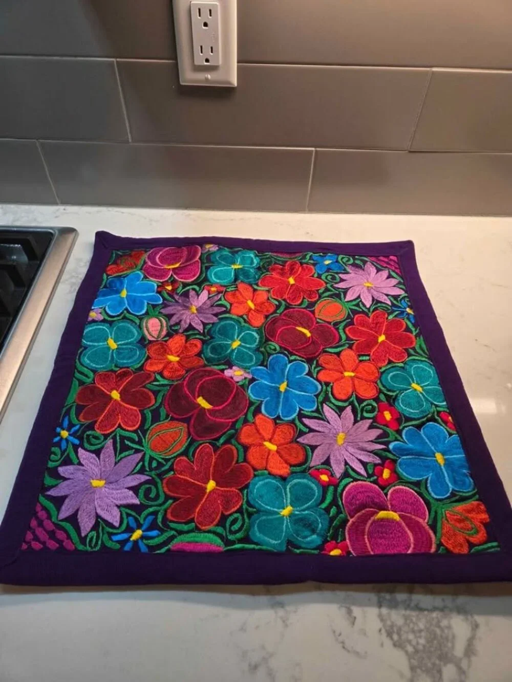 Vibrant mexican style pillow cover with zipper back